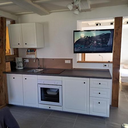 Ferienwohnung Heuboden Хюфинген Экстерьер фото