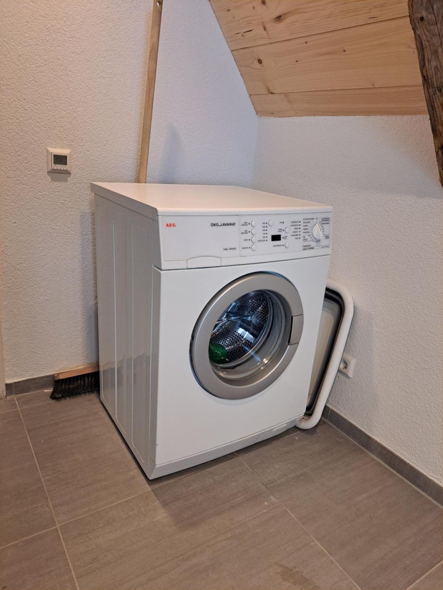 Ferienwohnung Heuboden Хюфинген Экстерьер фото